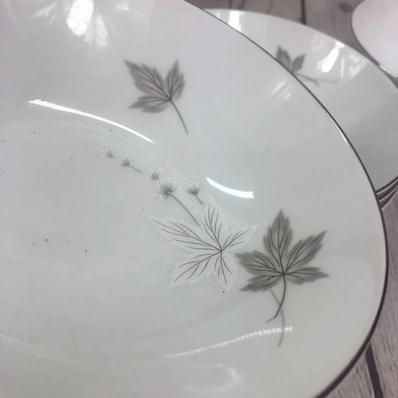 vintage Silver Maple by Mikasa set of 5 bowls - Picture 7 of 7